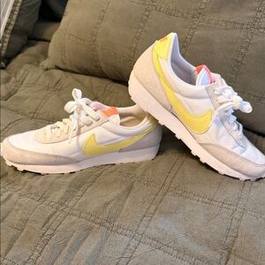 Nike Women's White and Yellow Sneakers